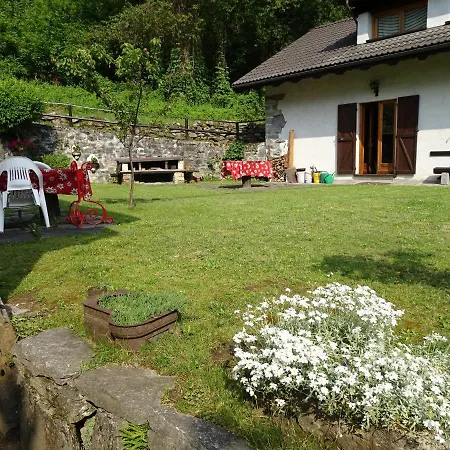 Casa Zizi Ferienhaus *